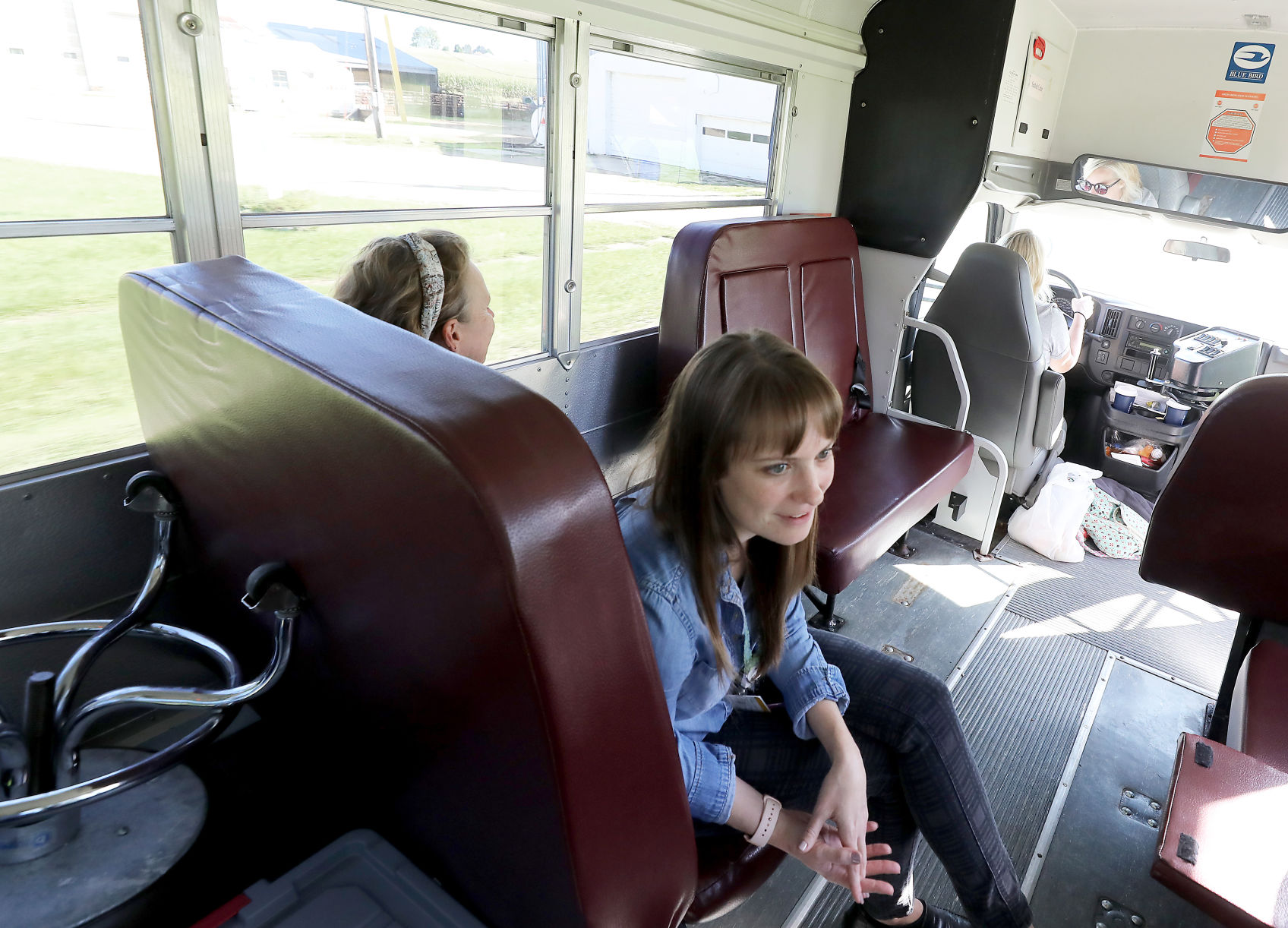 Jewell on the bus